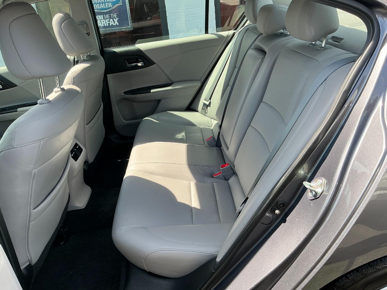Honda Accord Sedan EX-L CVT w/Navi & Honda Sensing 2017