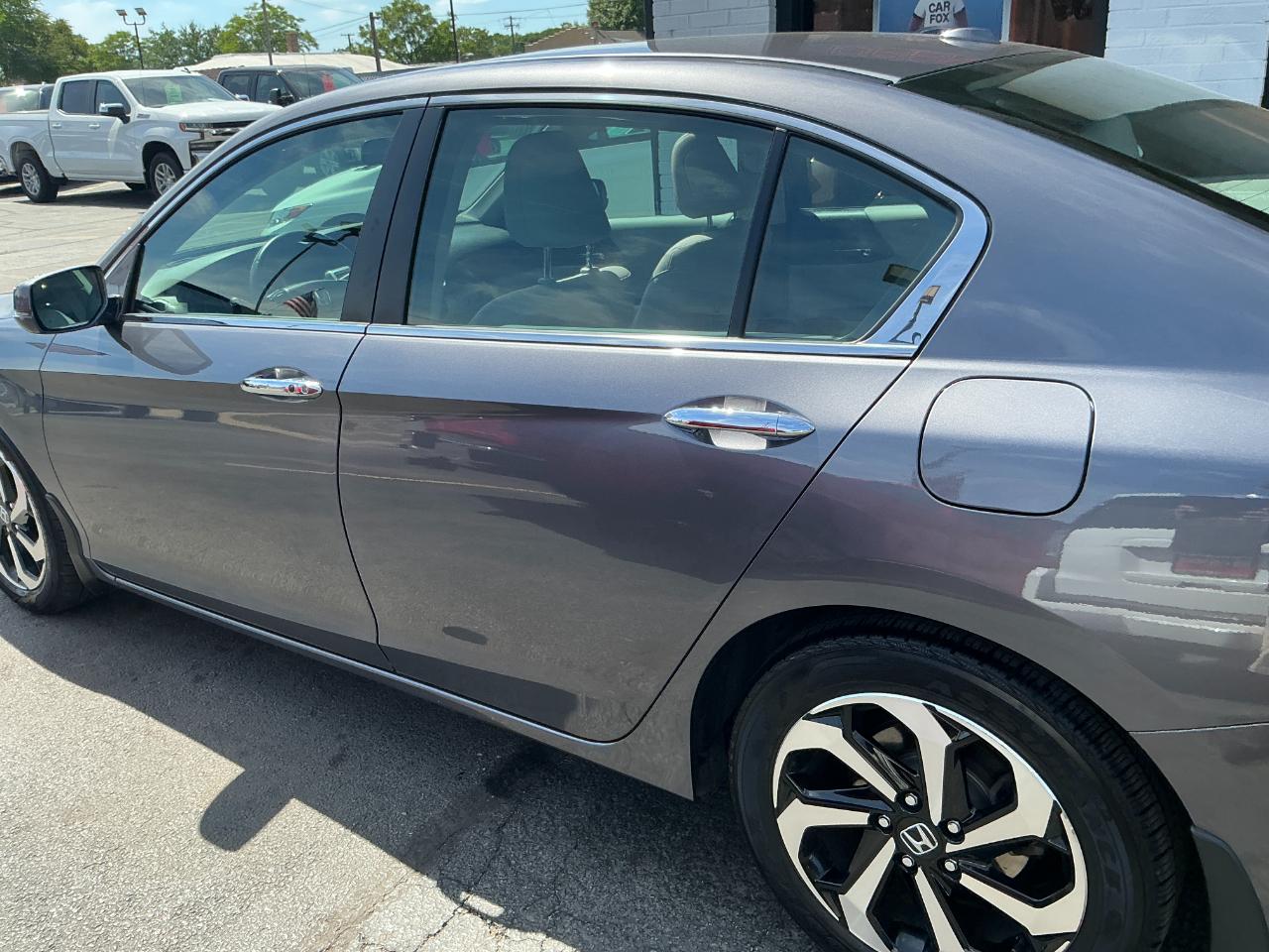 Honda Accord Sedan EX-L CVT w/Navi & Honda Sensing 2017