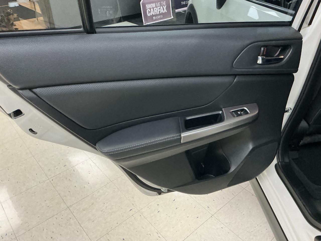 Subaru XV Crosstrek 5dr CVT 2.0i Limited 2015