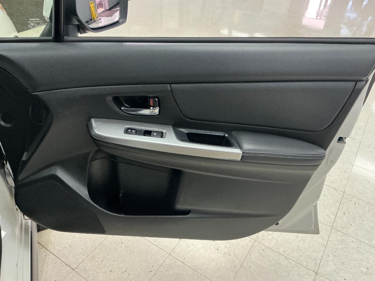 Subaru XV Crosstrek 5dr CVT 2.0i Limited 2015