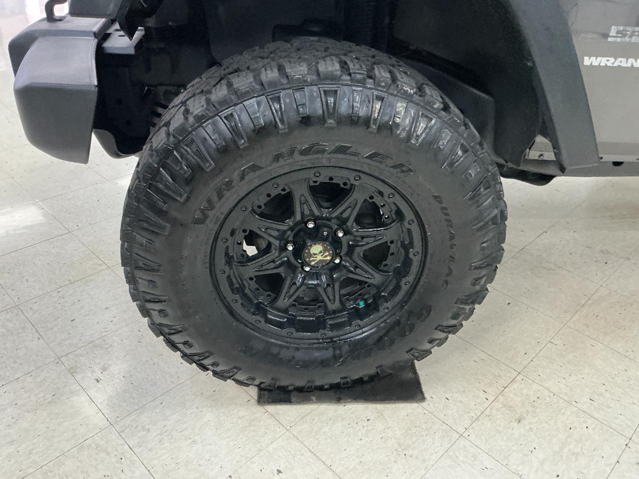 Jeep Wrangler 4WD 2dr Sport 2014