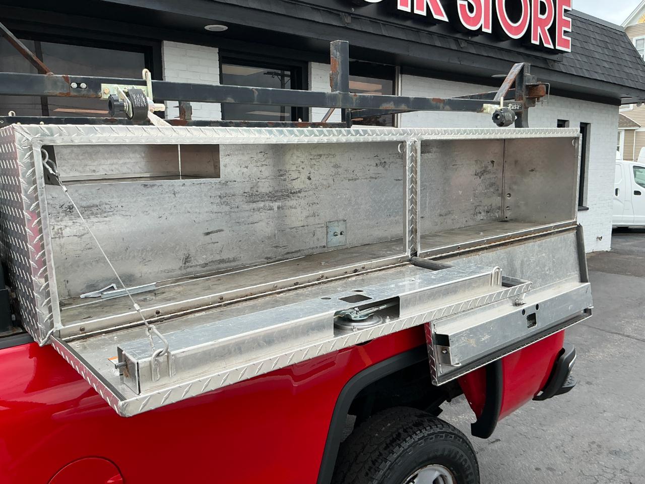GMC Sierra 2500HD 2WD Reg Cab 133.6" 2018