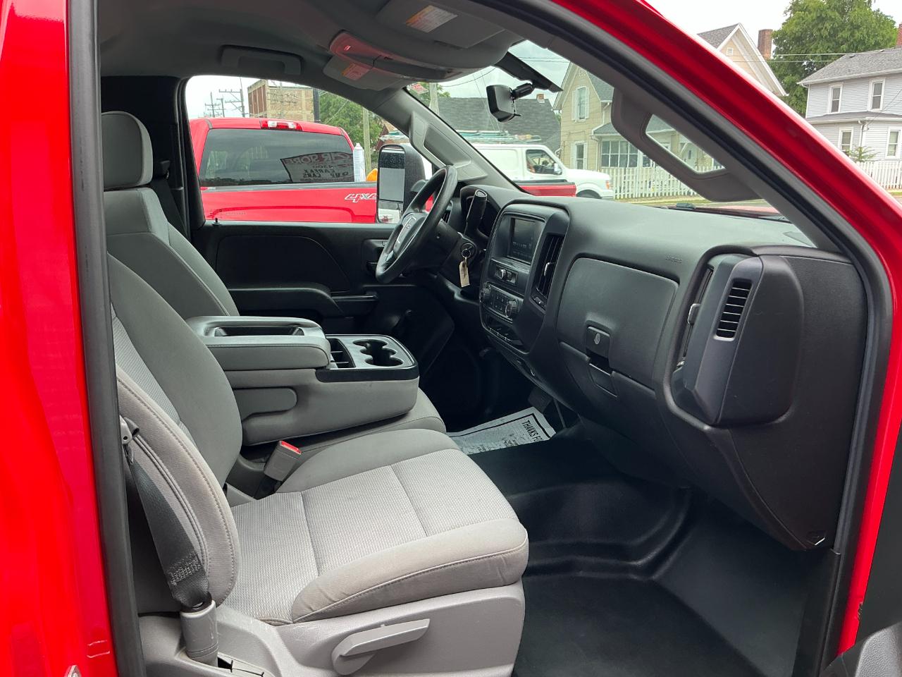 GMC Sierra 2500HD 2WD Reg Cab 133.6" 2018