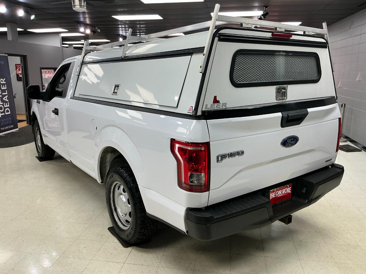 Ford F-150 2WD Reg Cab 141" XL 2015