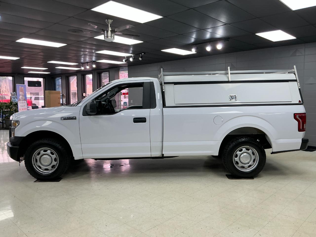 Ford F-150 2WD Reg Cab 141" XL 2015
