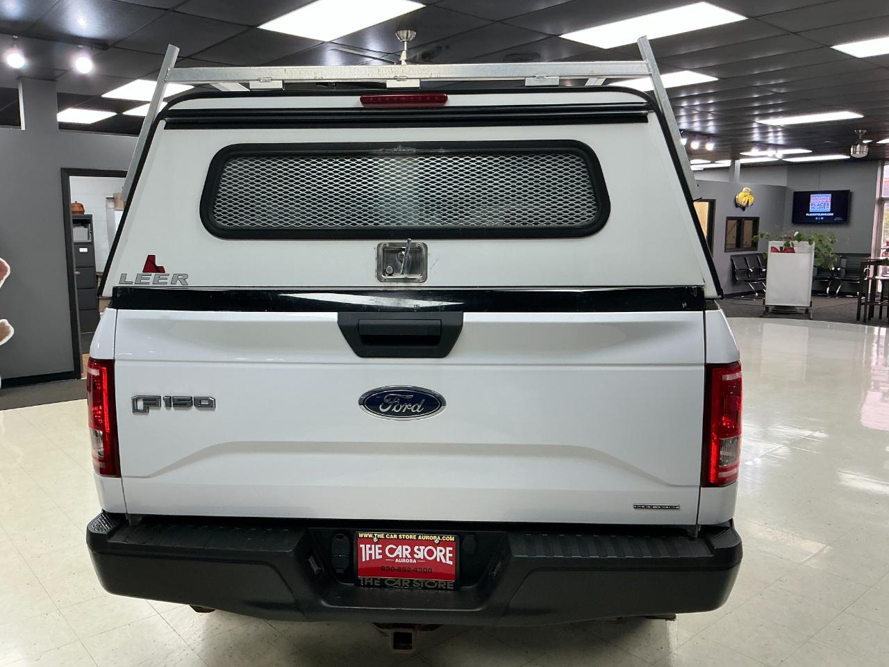 Ford F-150 2WD Reg Cab 141" XL 2015