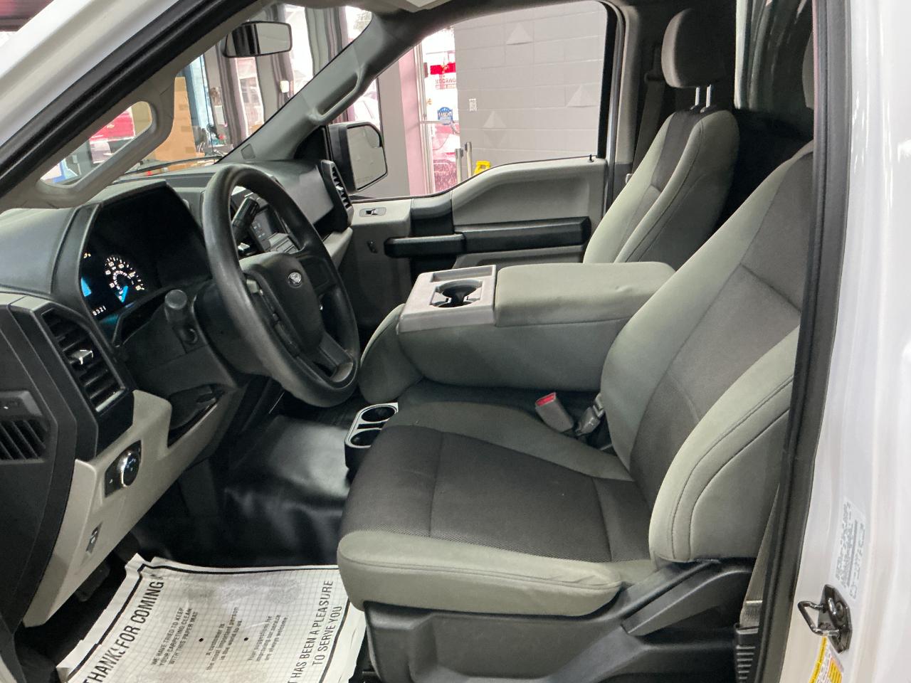 Ford F-150 2WD Reg Cab 141" XL 2015