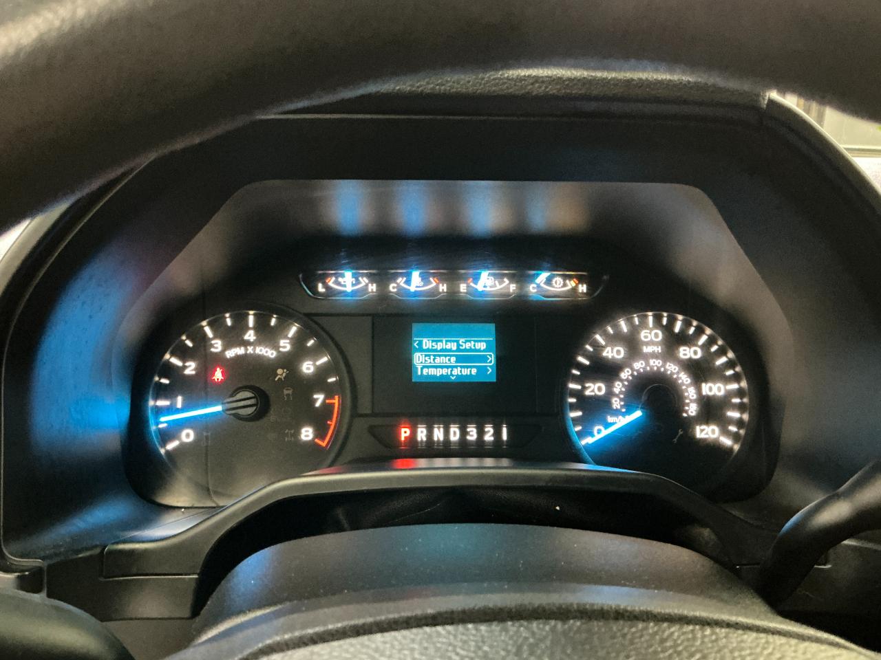 Ford F-150 2WD Reg Cab 141" XL 2015