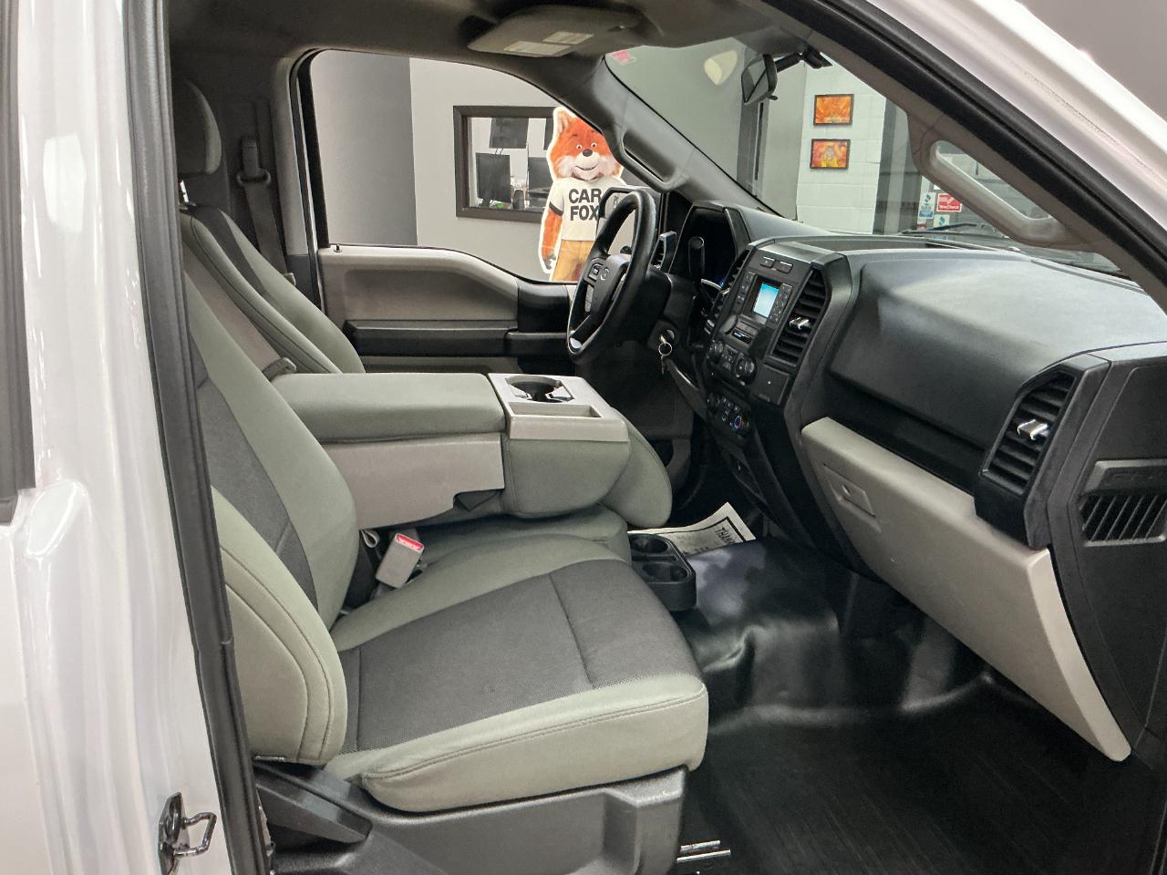 Ford F-150 2WD Reg Cab 141" XL 2015