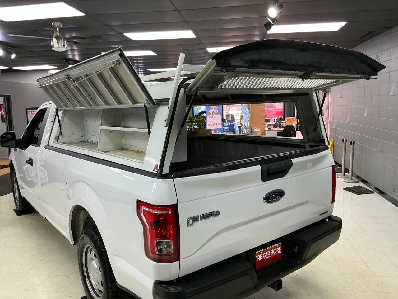 Ford F-150 2WD Reg Cab 141" XL 2015