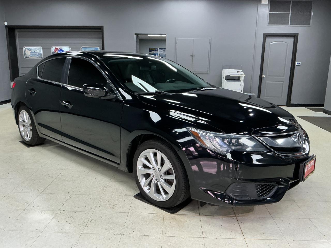 Acura ILX 4dr Sdn w/Technology Plus Pkg 2016