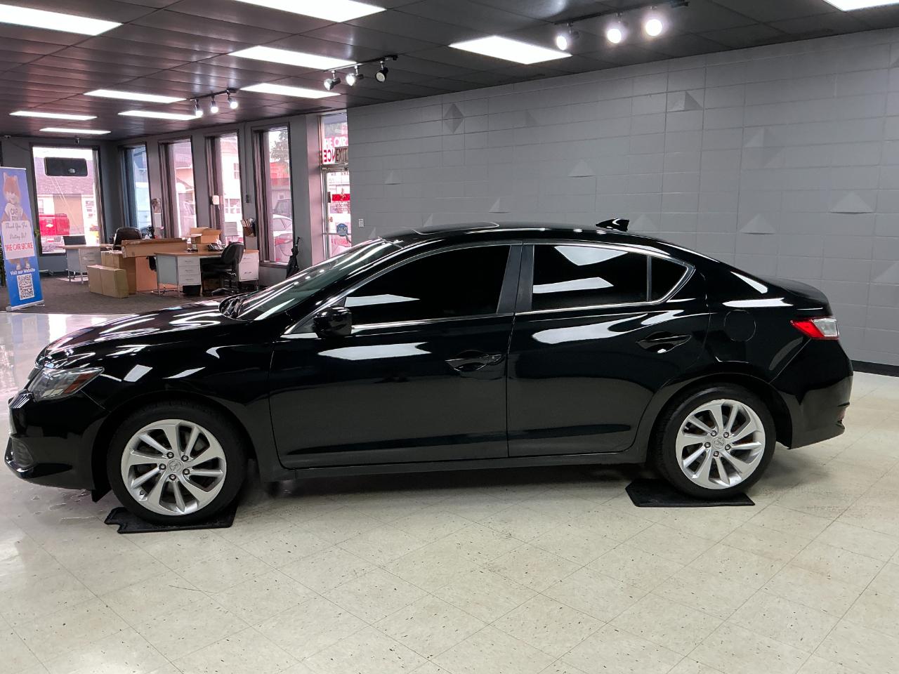 Acura ILX 4dr Sdn w/Technology Plus Pkg 2016