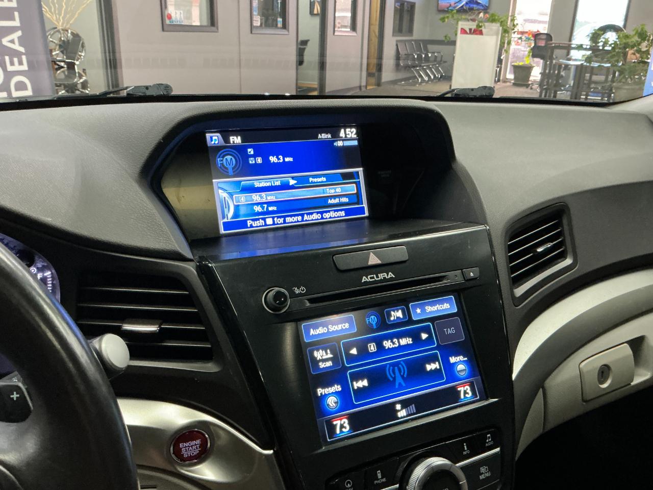 Acura ILX 4dr Sdn w/Technology Plus Pkg 2016