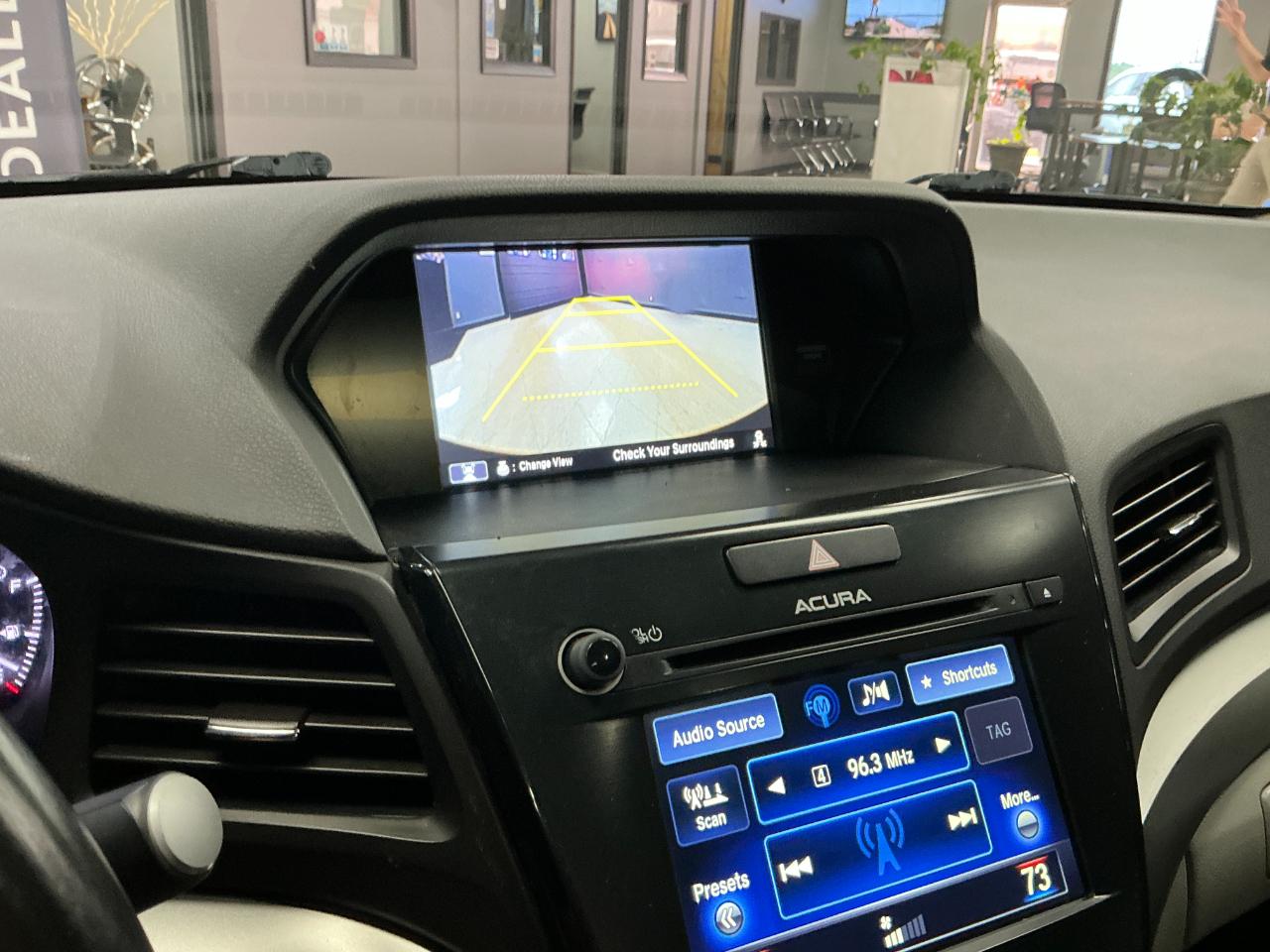 Acura ILX 4dr Sdn w/Technology Plus Pkg 2016