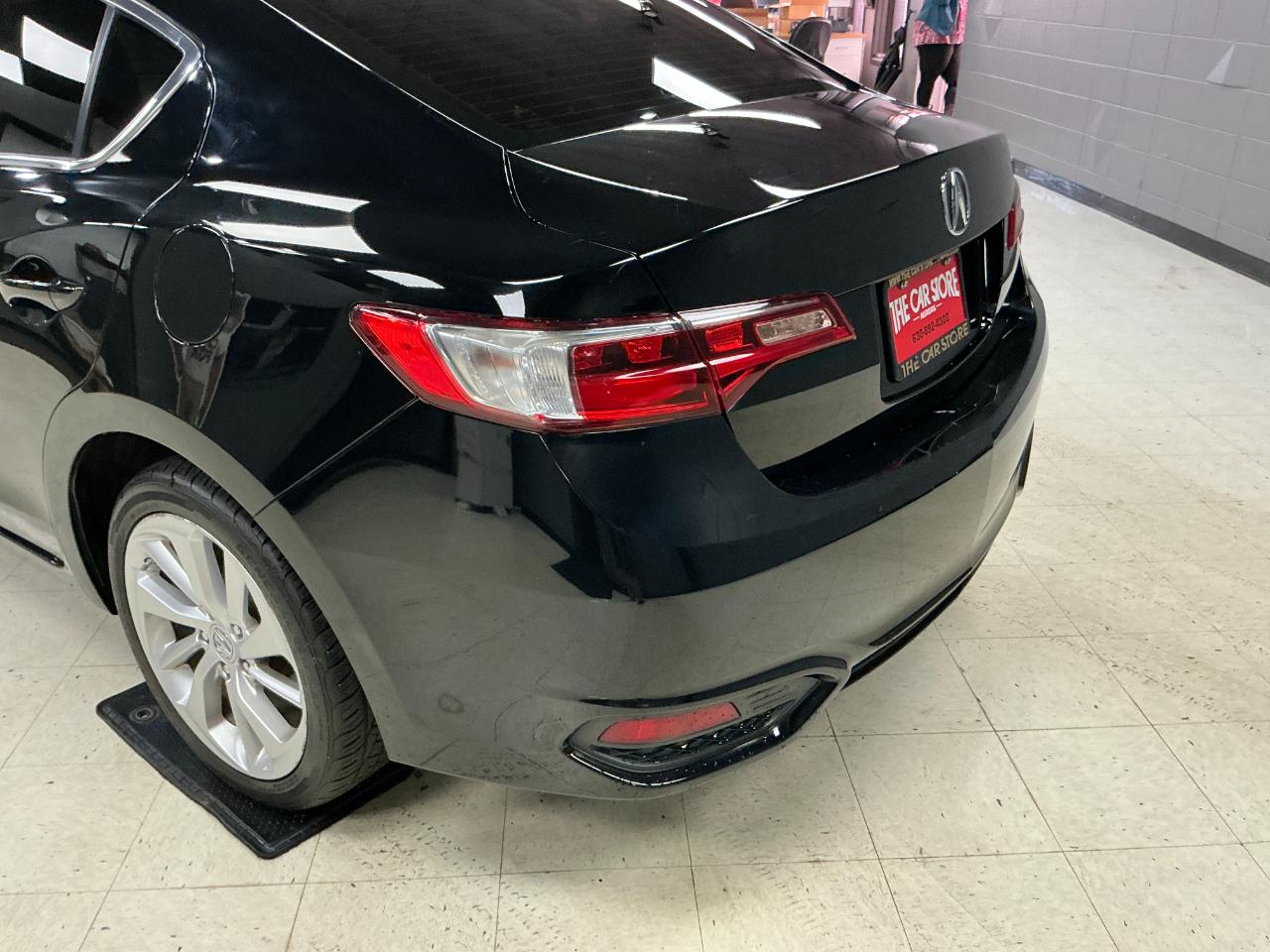 Acura ILX 4dr Sdn w/Technology Plus Pkg 2016