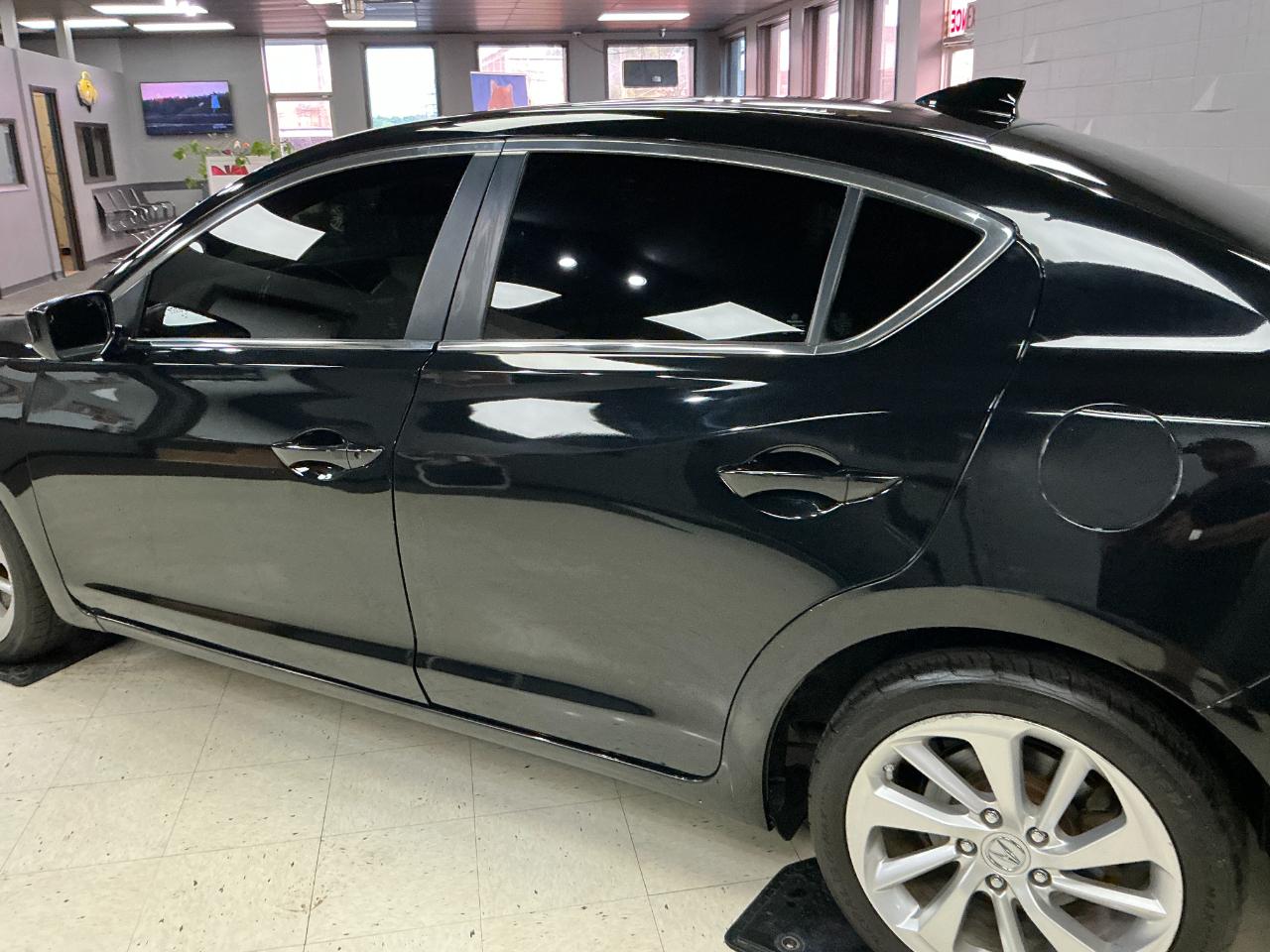 Acura ILX 4dr Sdn w/Technology Plus Pkg 2016