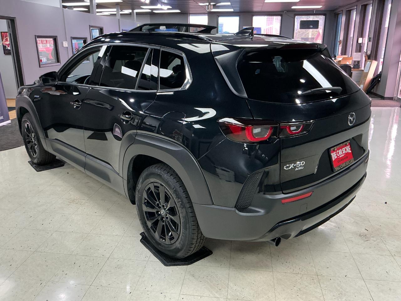 Mazda CX-50 Hybrid Premium Package AWD 2025
