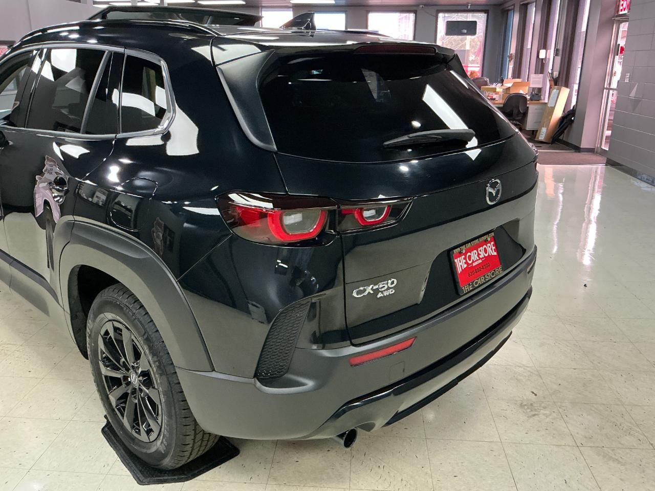 Mazda CX-50 Hybrid Premium Package AWD 2025