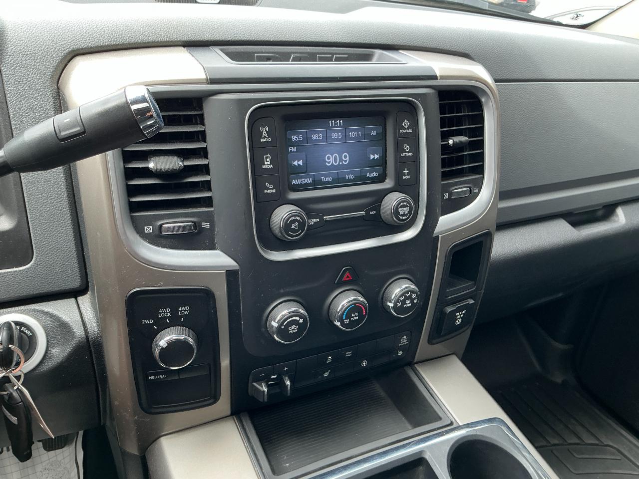 RAM 2500 4WD Mega Cab 160.5" Big Horn 2013