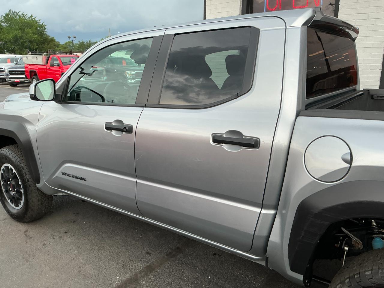 Toyota Tacoma 4WD TRD Off Road Double Cab 5' Bed MT (Natl) 2025