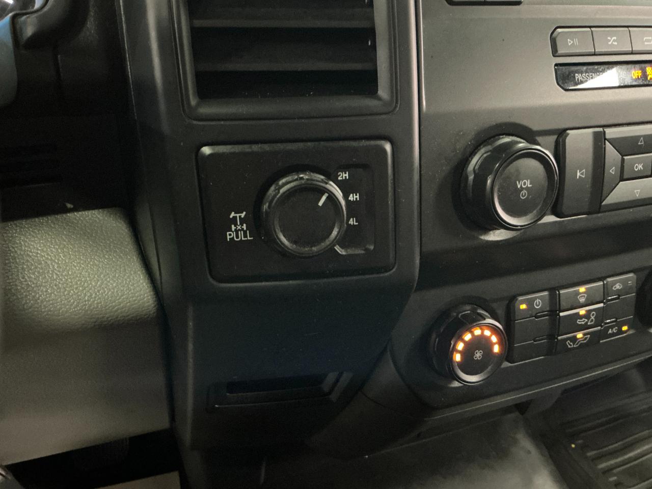Ford F-150 XL 4WD Reg Cab 6.5' Box 2019