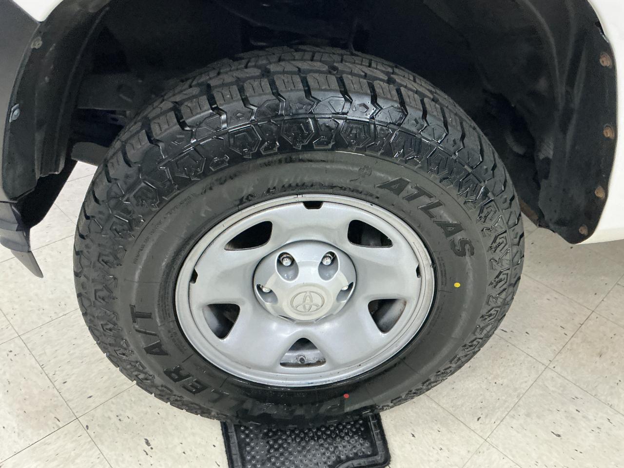 Toyota Tacoma 4WD SR Access Cab 6' Bed I4 AT (Natl) 2022