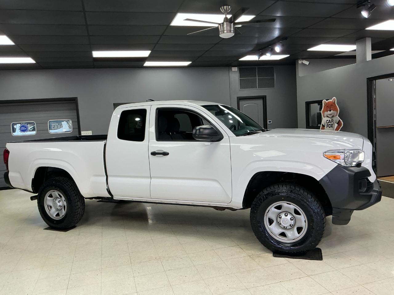 Toyota Tacoma 4WD SR Access Cab 6' Bed I4 AT (Natl) 2022