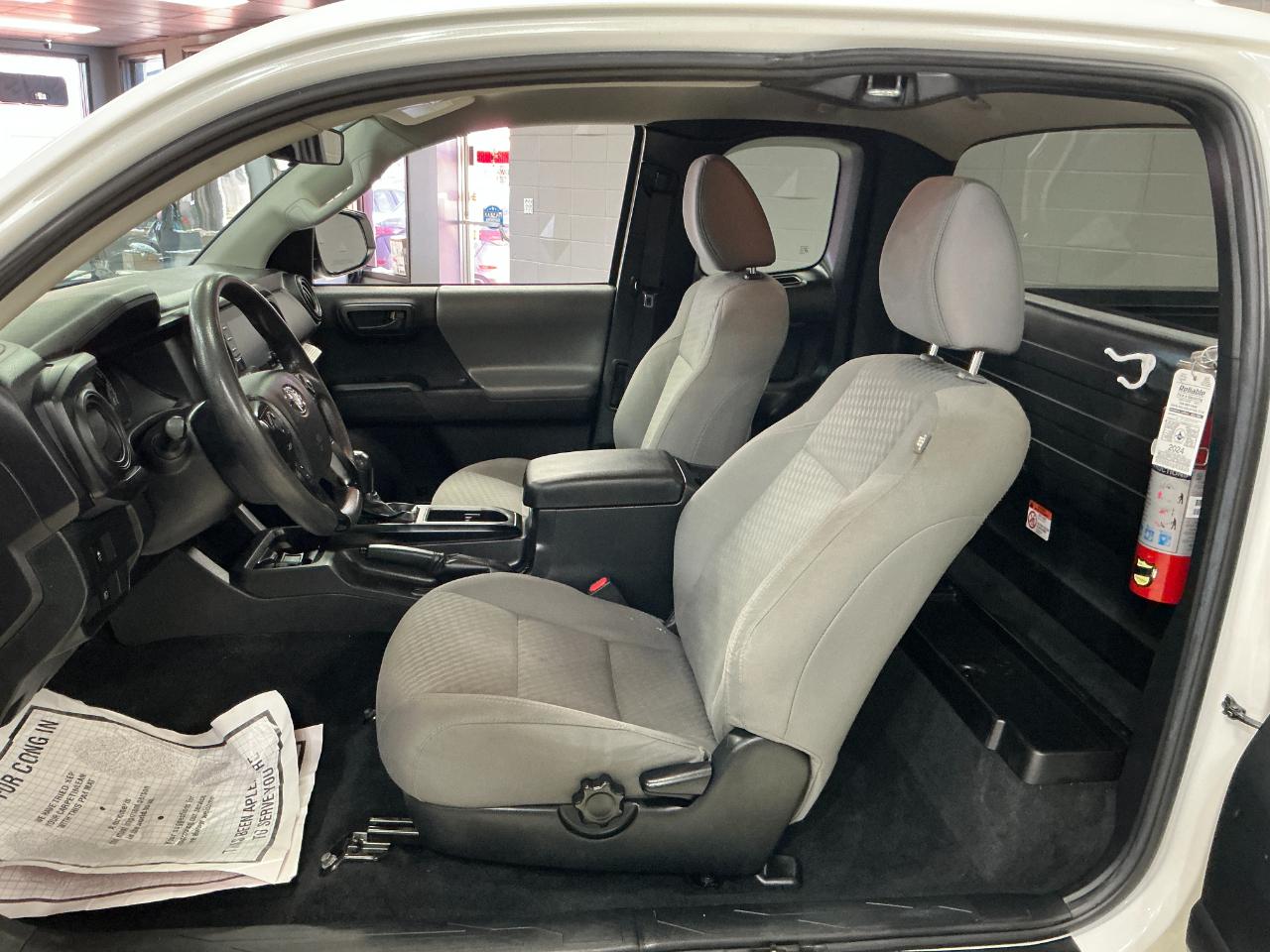 Toyota Tacoma 4WD SR Access Cab 6' Bed I4 AT (Natl) 2022