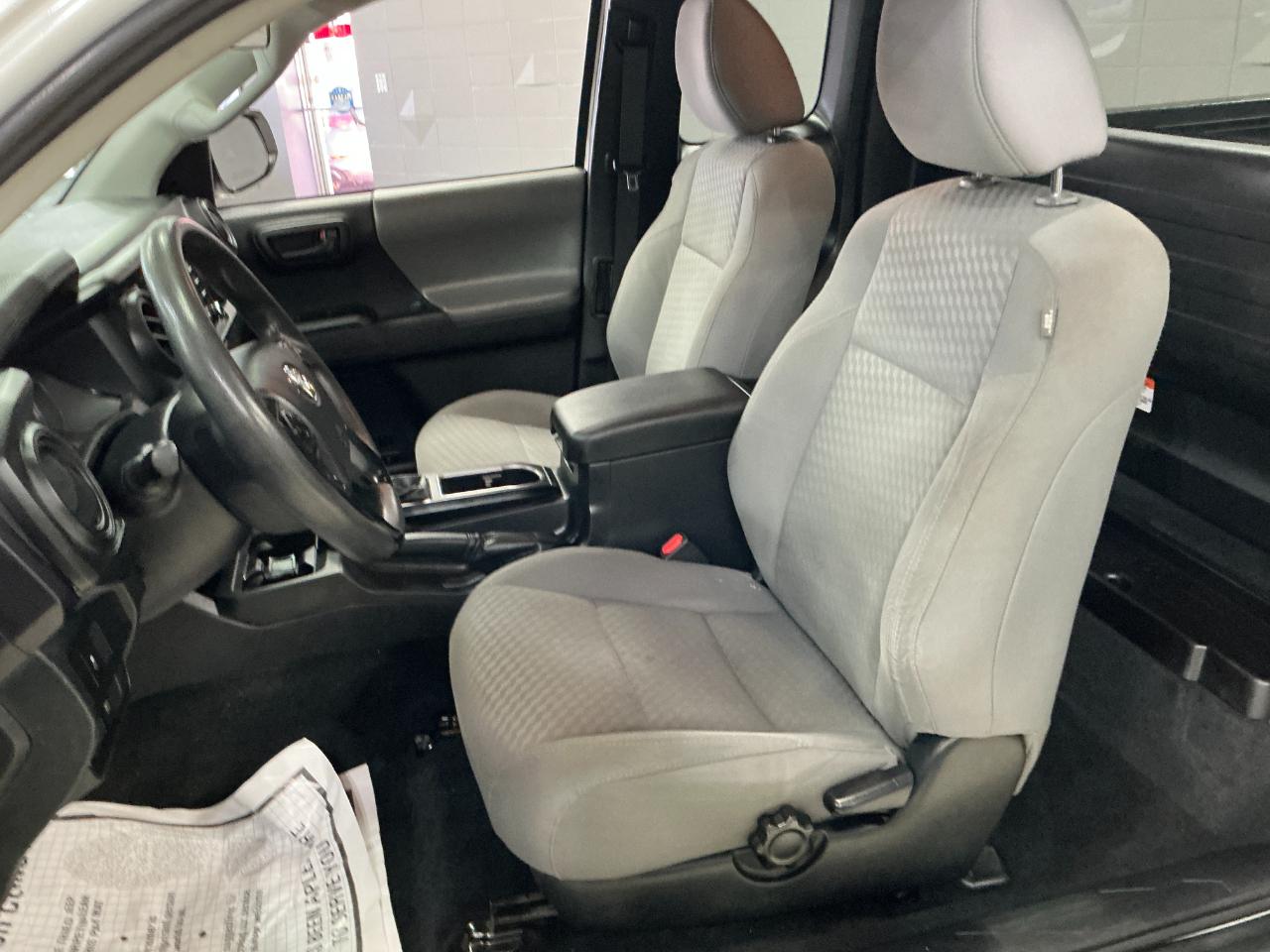 Toyota Tacoma 4WD SR Access Cab 6' Bed I4 AT (Natl) 2022