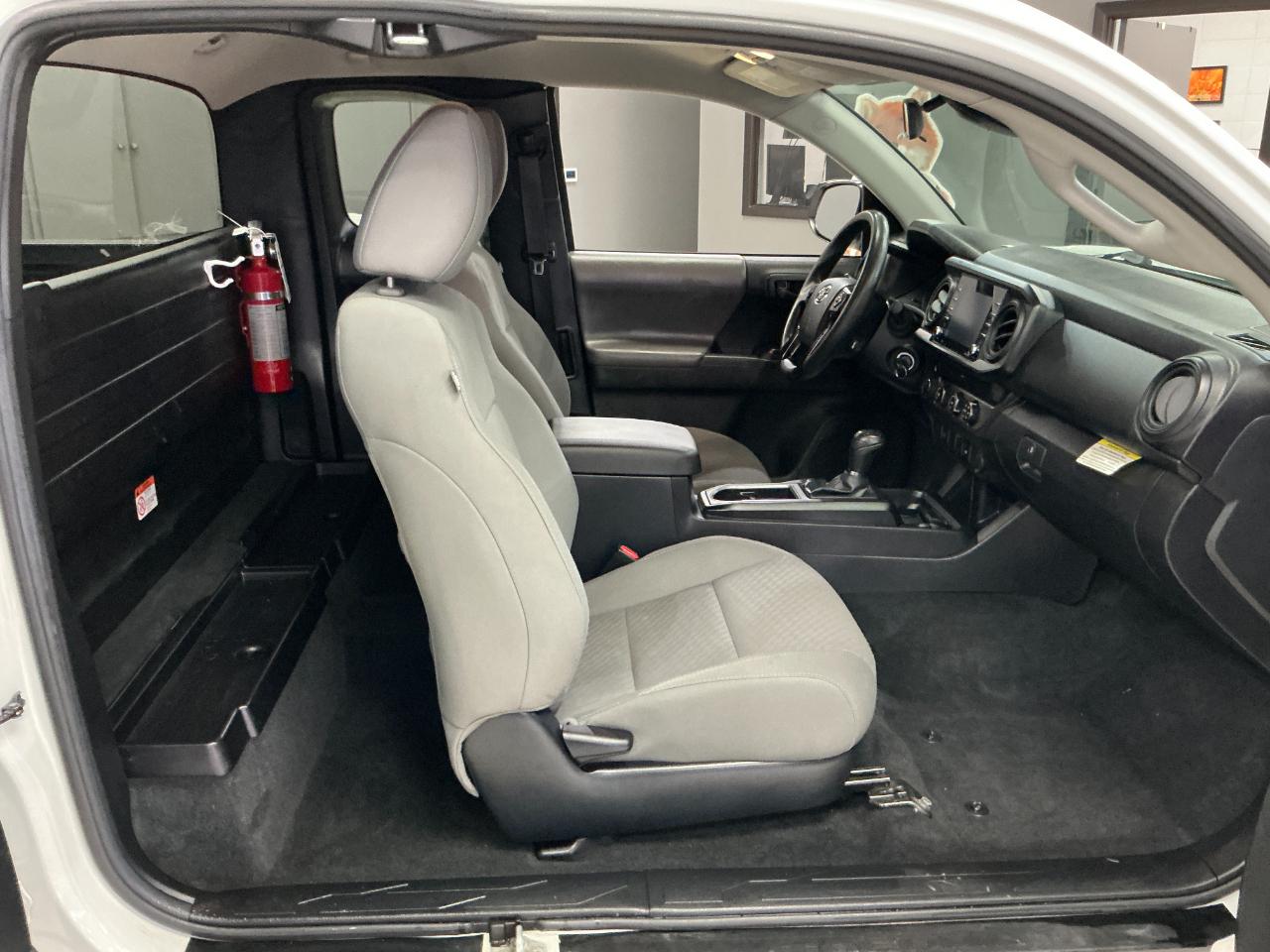 Toyota Tacoma 4WD SR Access Cab 6' Bed I4 AT (Natl) 2022