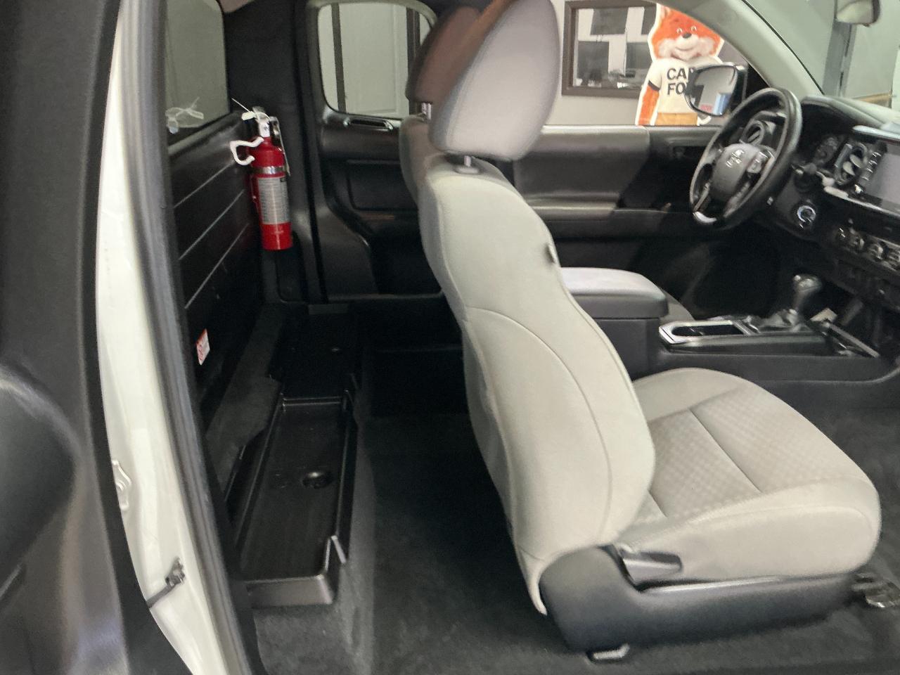 Toyota Tacoma 4WD SR Access Cab 6' Bed I4 AT (Natl) 2022