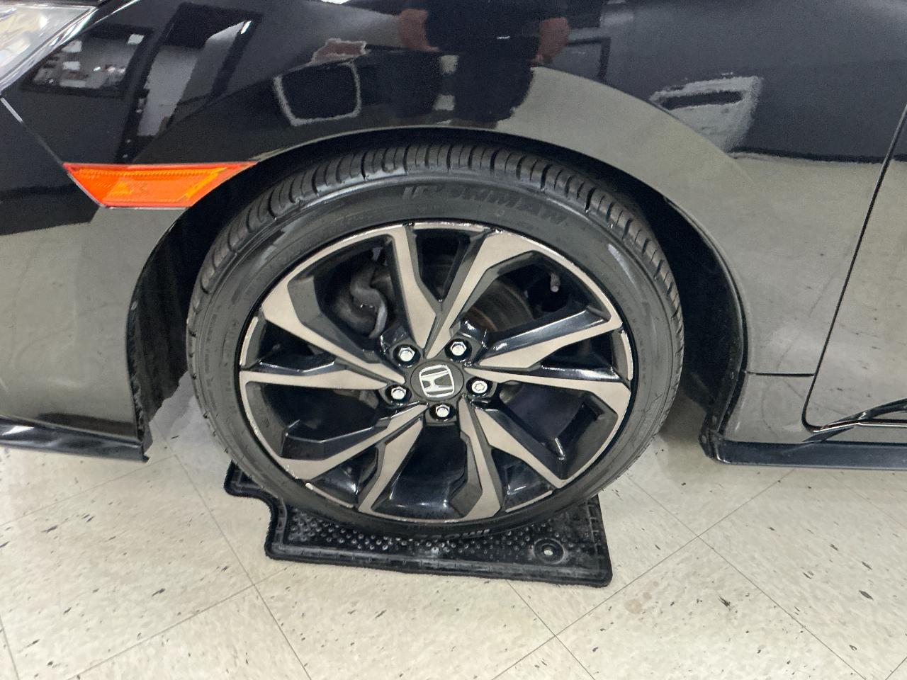 Honda Civic Hatchback Sport CVT 2018
