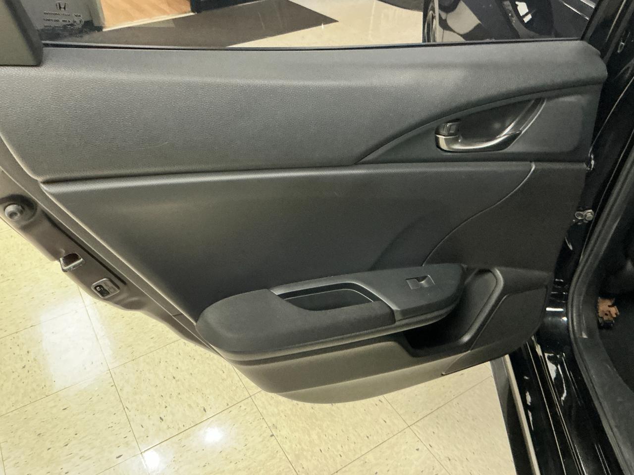Honda Civic Hatchback Sport CVT 2018