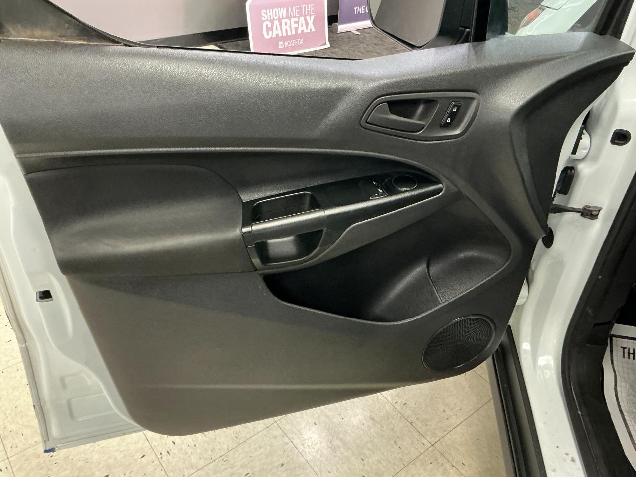 Ford Transit Connect Van XL LWB w/Rear Symmetrical Doors 2017