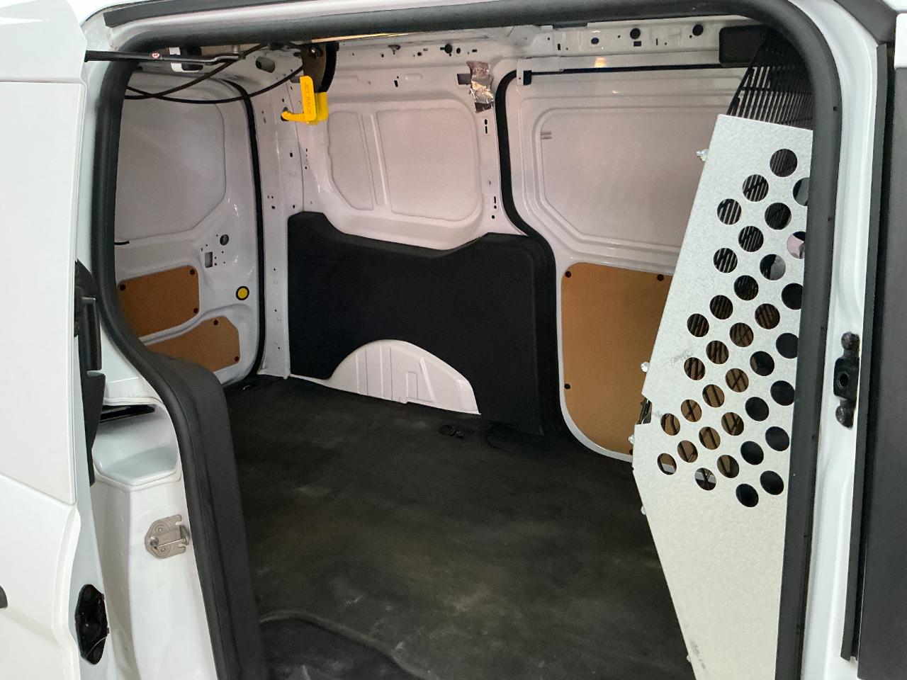 Ford Transit Connect Van XL LWB w/Rear Symmetrical Doors 2017