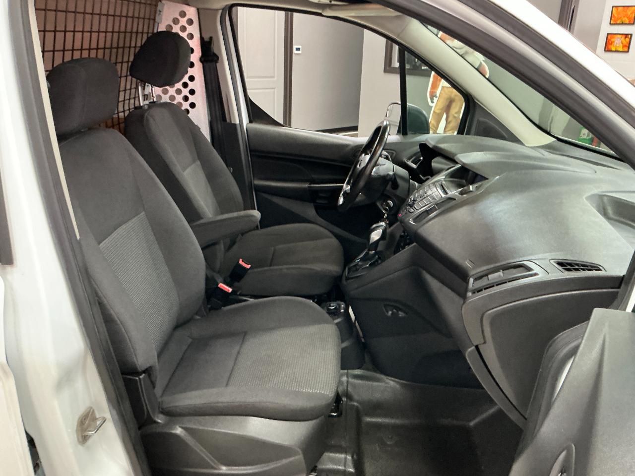 Ford Transit Connect Van XL LWB w/Rear Symmetrical Doors 2017