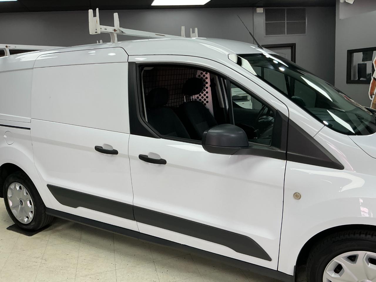 Ford Transit Connect Van XL LWB w/Rear Symmetrical Doors 2017