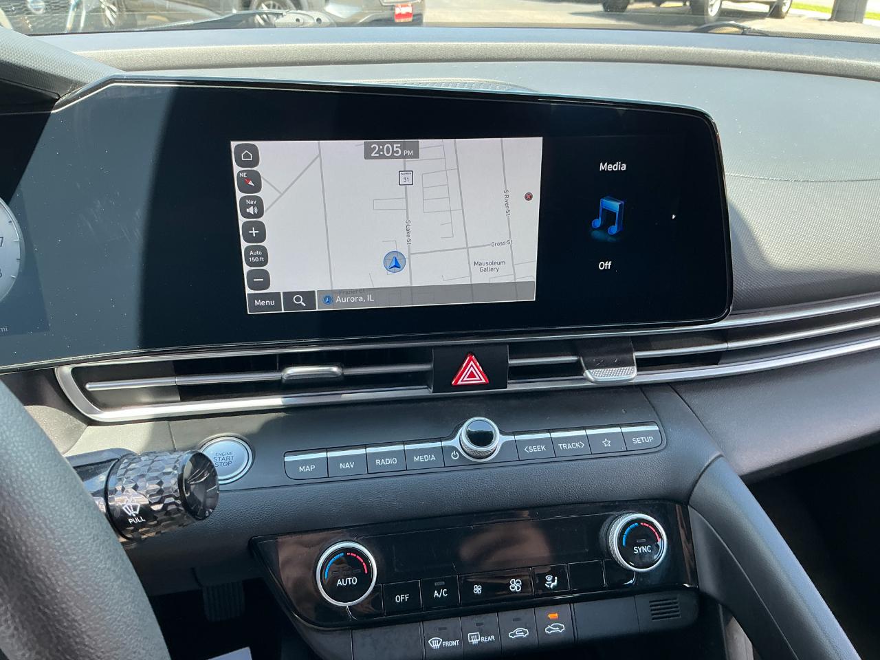 Hyundai Elantra SEL IVT 2024