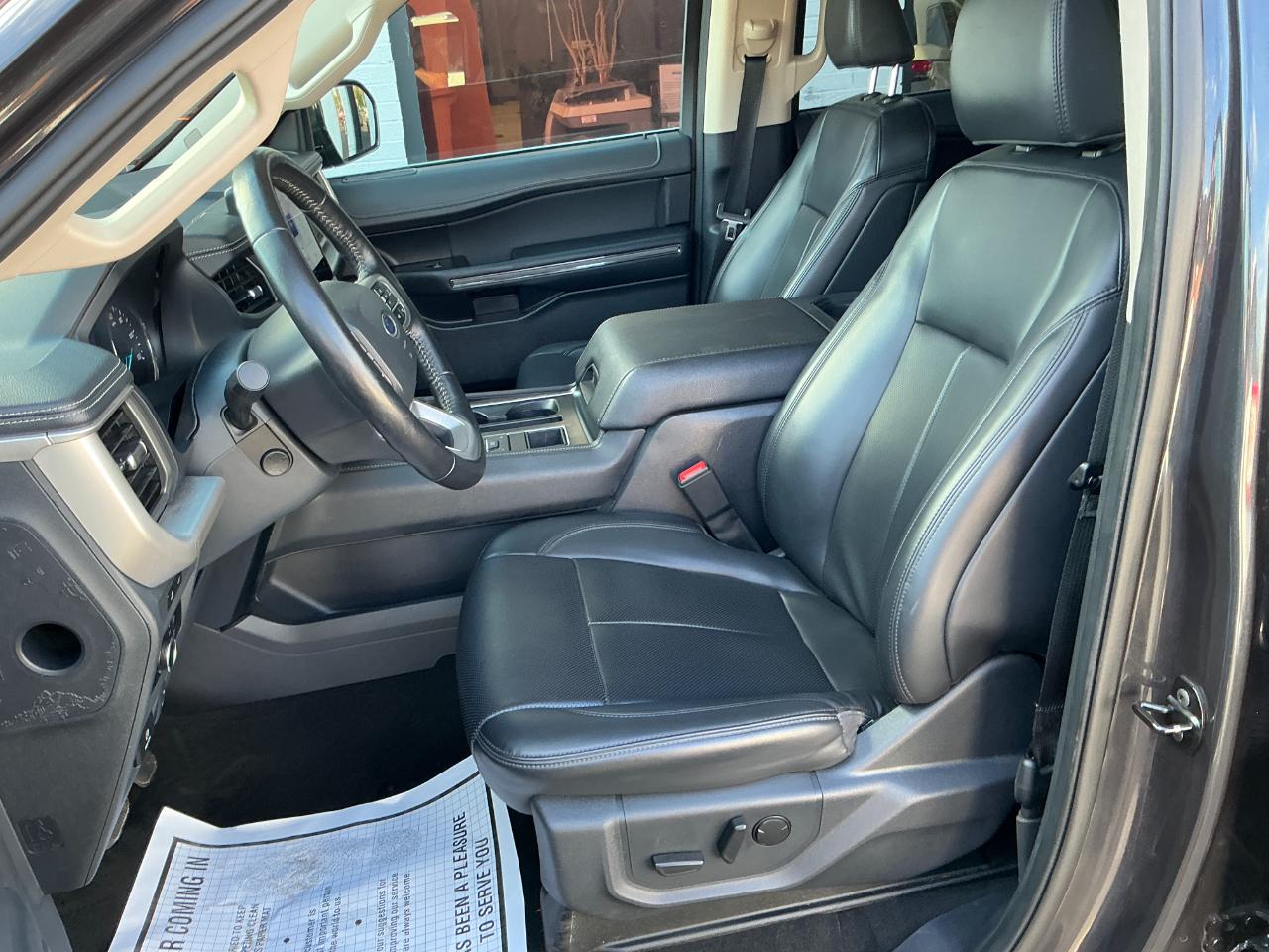 Ford Expedition XLT 4x2 2024