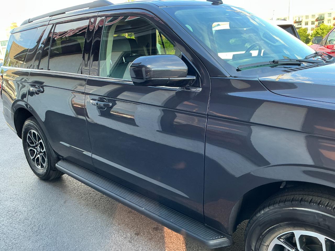 Ford Expedition XLT 4x2 2024