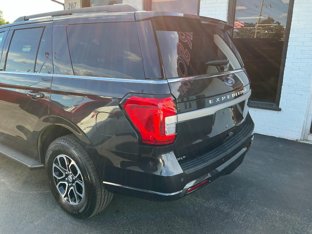 Ford Expedition XLT 4x2 2024