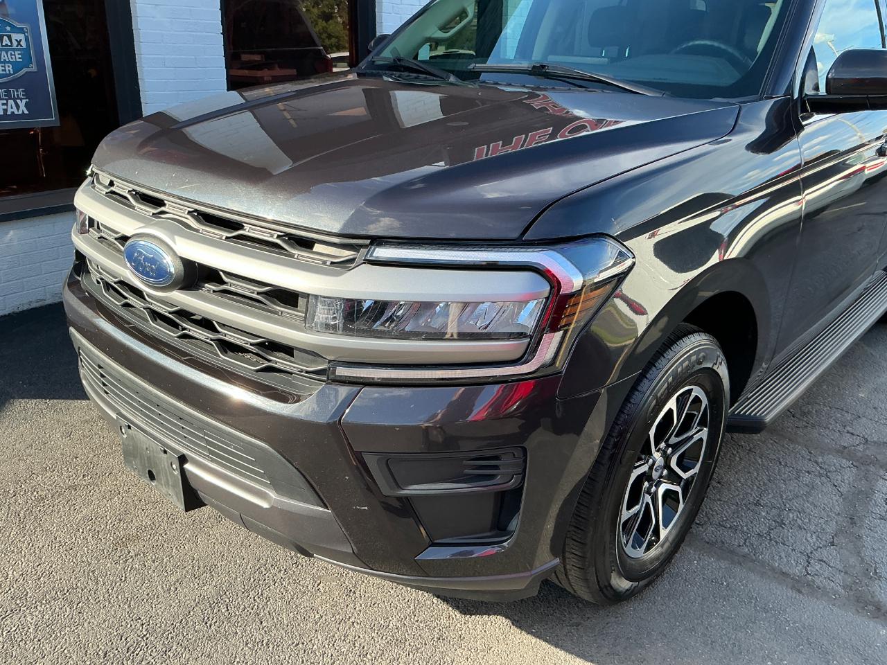 Ford Expedition XLT 4x2 2024