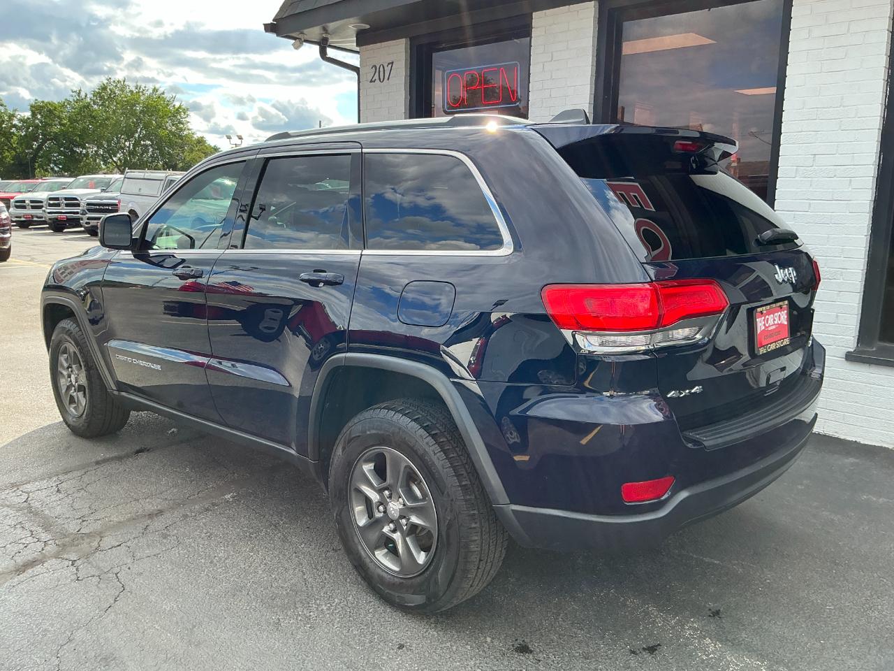Jeep Grand Cherokee 4WD 4dr Laredo 2015
