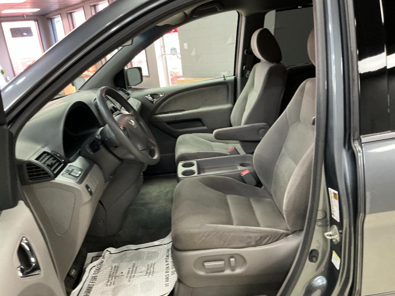 Honda Odyssey 5dr EX 2010
