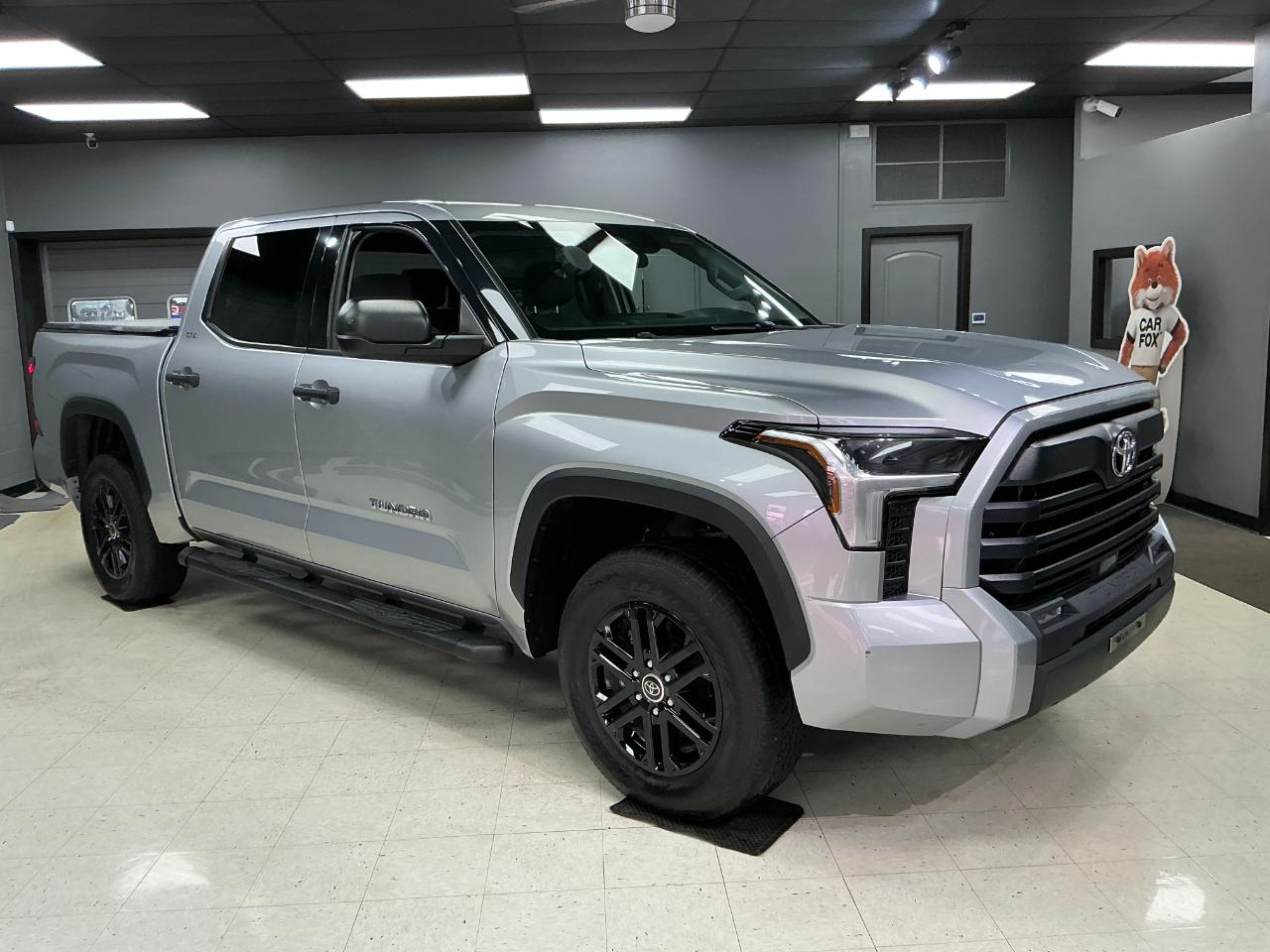 Toyota Tundra 4WD SR5 CrewMax 5.5' Bed (Natl) 2022