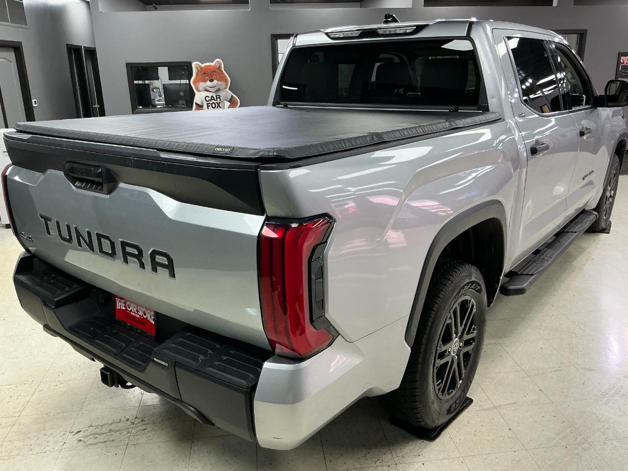 Toyota Tundra 4WD SR5 CrewMax 5.5' Bed (Natl) 2022