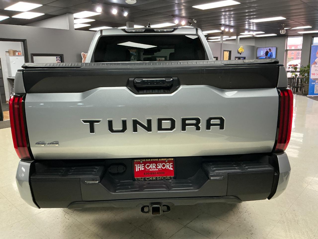 Toyota Tundra 4WD SR5 CrewMax 5.5' Bed (Natl) 2022