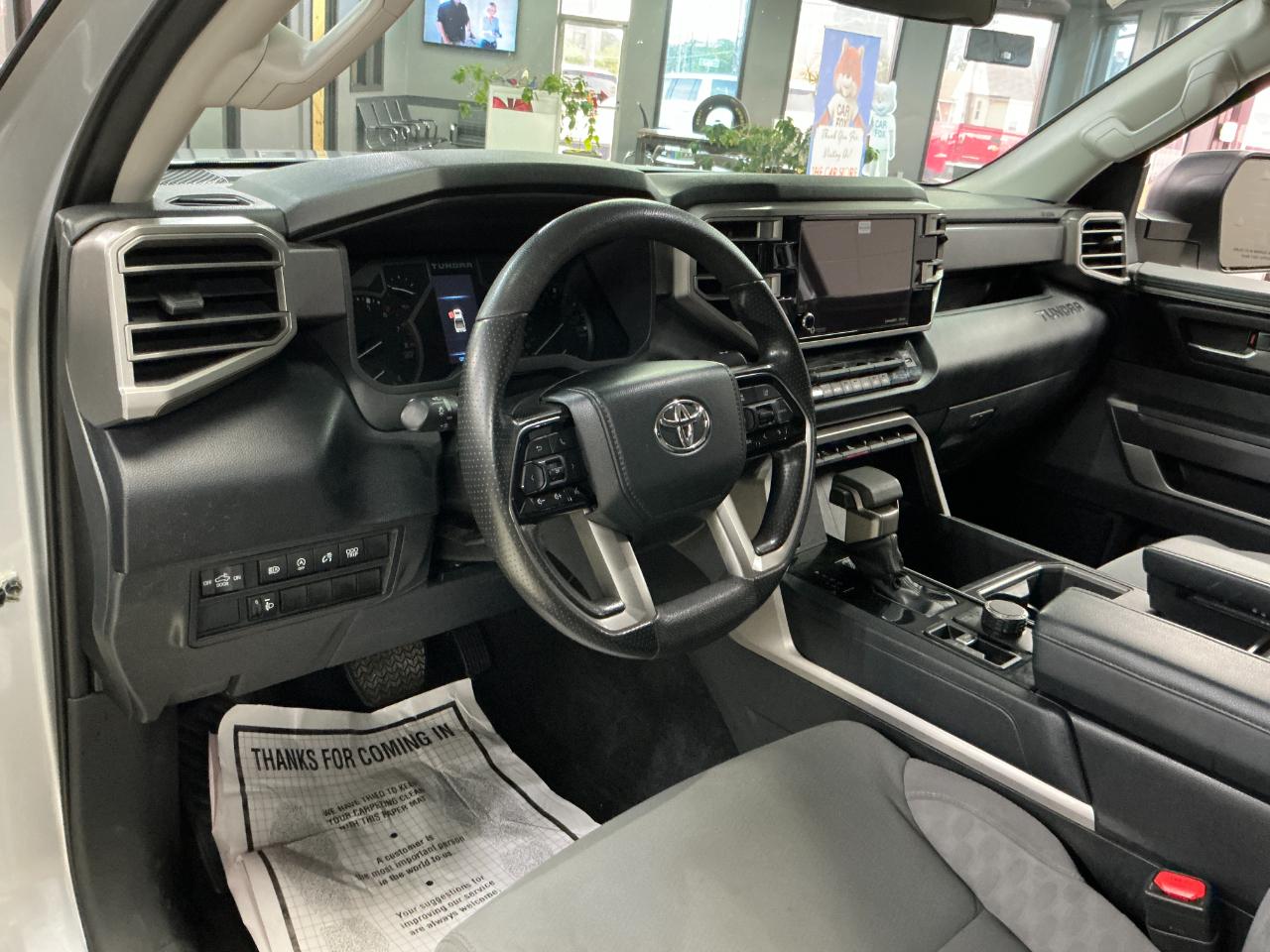 Toyota Tundra 4WD SR5 CrewMax 5.5' Bed (Natl) 2022