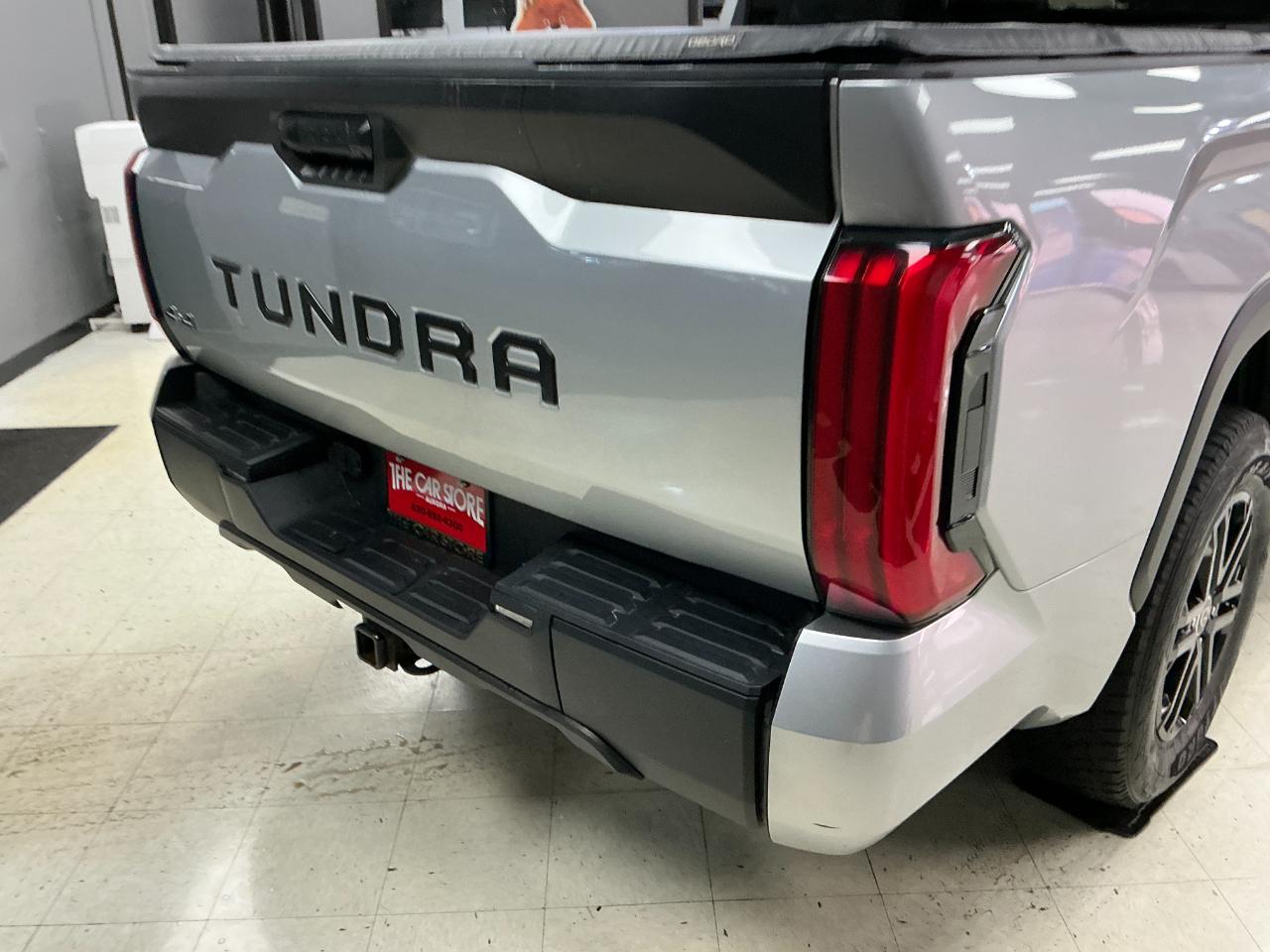 Toyota Tundra 4WD SR5 CrewMax 5.5' Bed (Natl) 2022