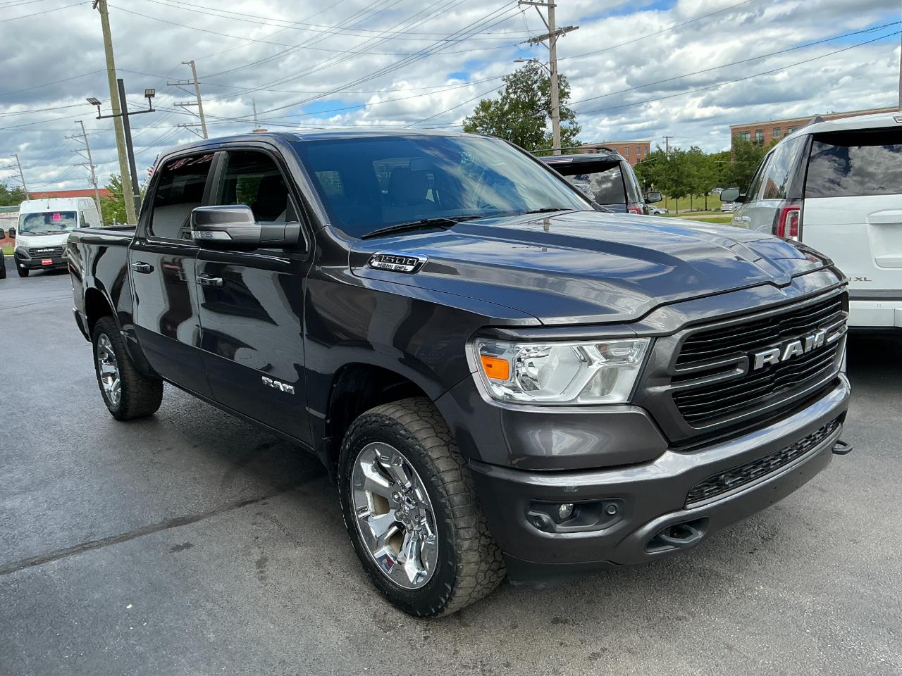 RAM 1500 Big Horn/Lone Star 4x4 Crew Cab 5'7" Box 2019